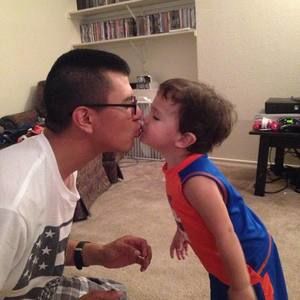 Meet your Posher, Elcio